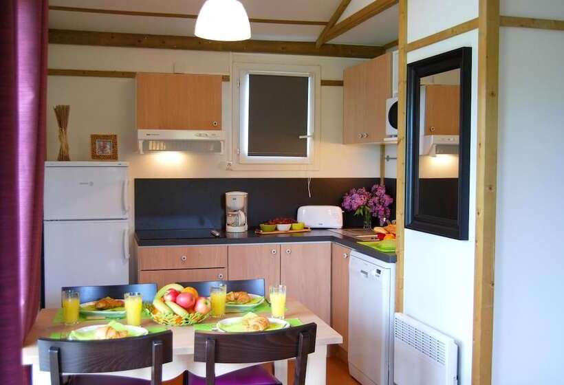 리조트 Lagrange Vacances Port Lalande