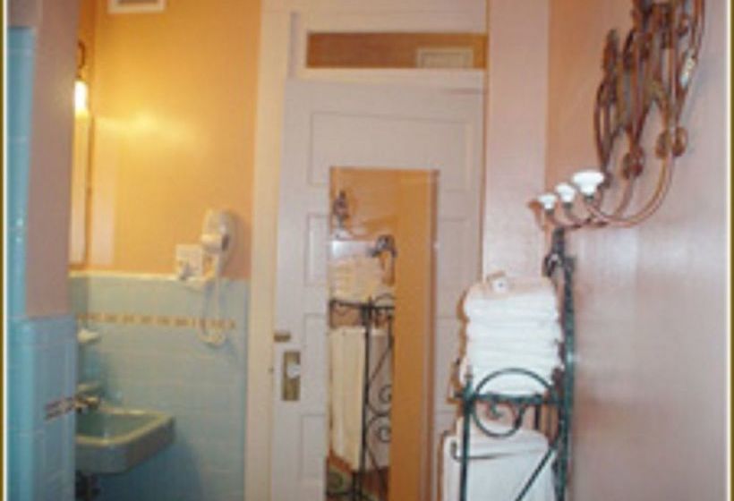 River Lily Inn Bed And Breakfast