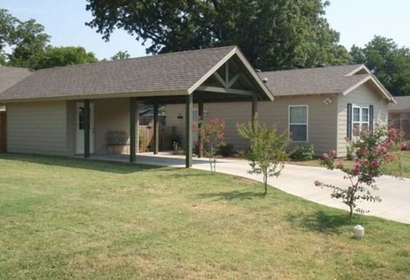 River Rock Bed And Breakfast Cottages