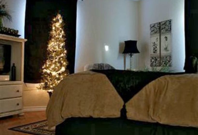 River Rock Bed And Breakfast Cottages