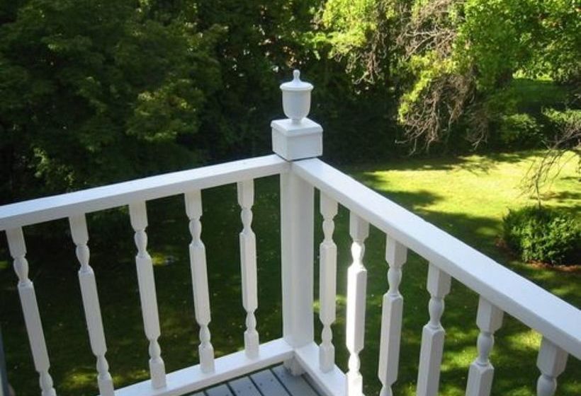 Rosedell Bed & Breakfast