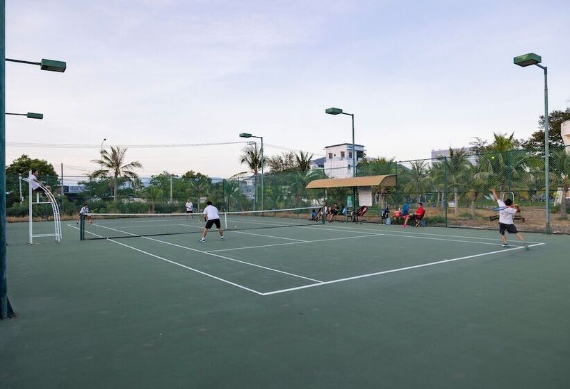 Saigon Ninh Chu Hotel & Resort