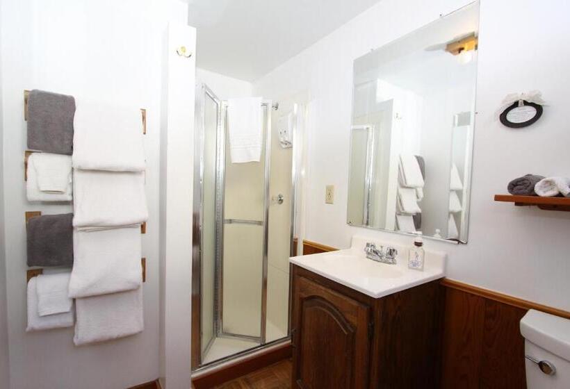 Seagull Inn Bed & Breakfast