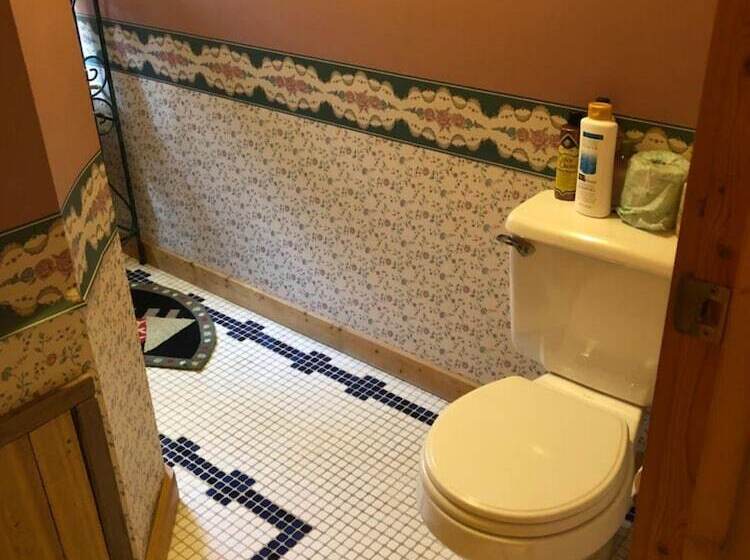 Smokies Bed And Breakfast