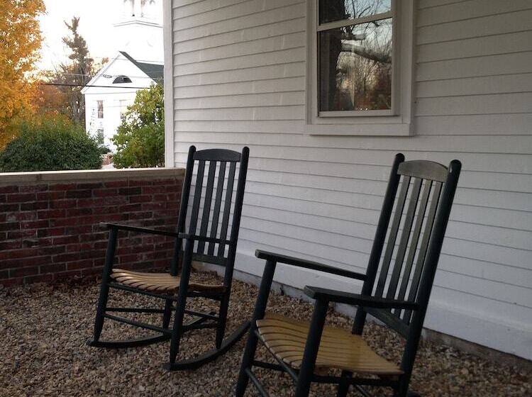 Stephen Clay Homestead Bed And Breakfast