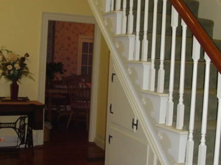 Stephen Clay Homestead Bed And Breakfast