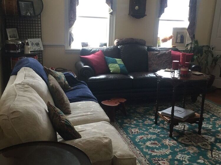 Stephen Clay Homestead Bed And Breakfast