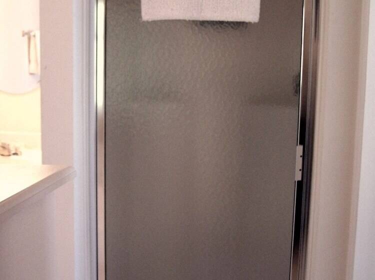 The Baywood Bed & Breakfast