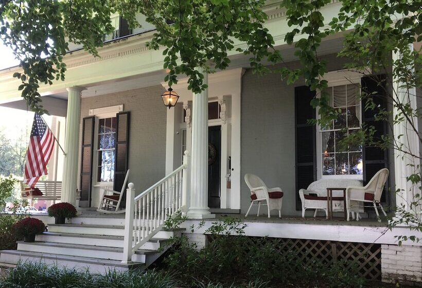 The Carriage Inn B&b