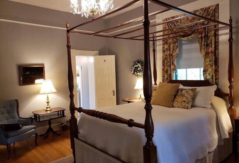 The Carriage Inn B&b