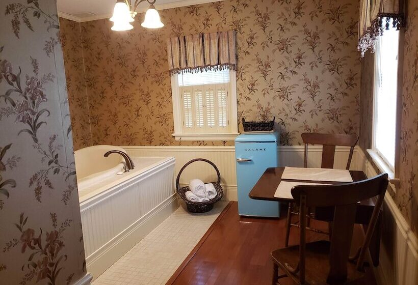 The Carriage Inn B&b