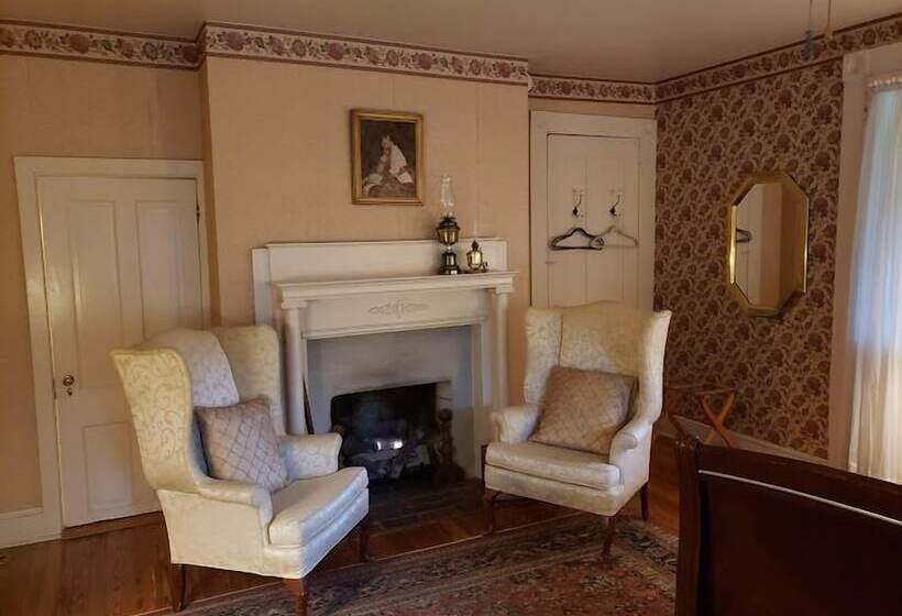 The Carriage Inn B&b