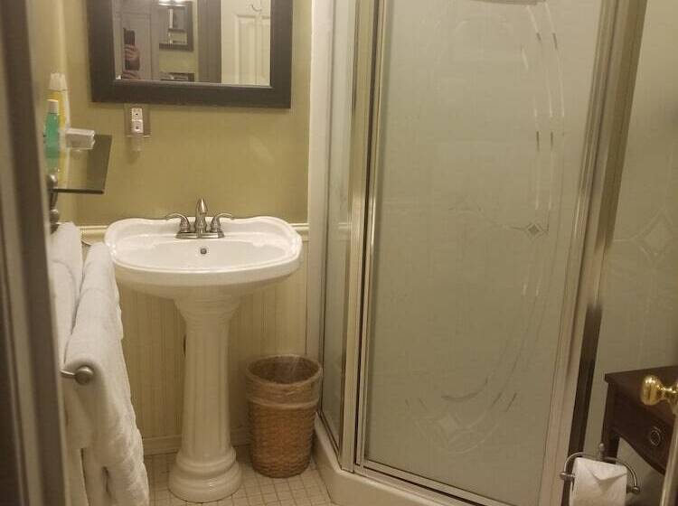 The Carriage Inn B&b