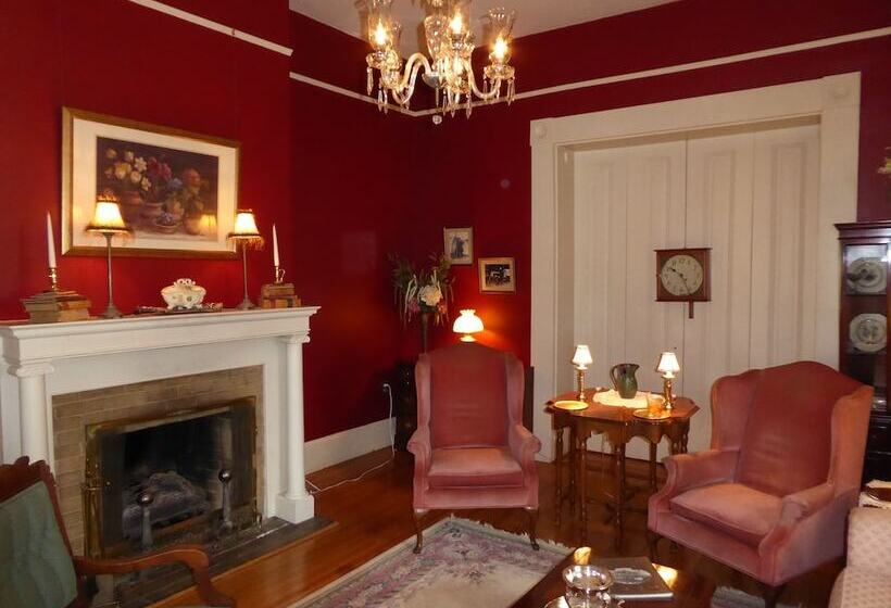 The Carriage Inn B&b