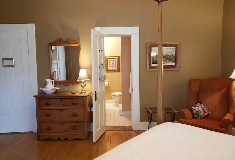 The Carriage Inn B&b