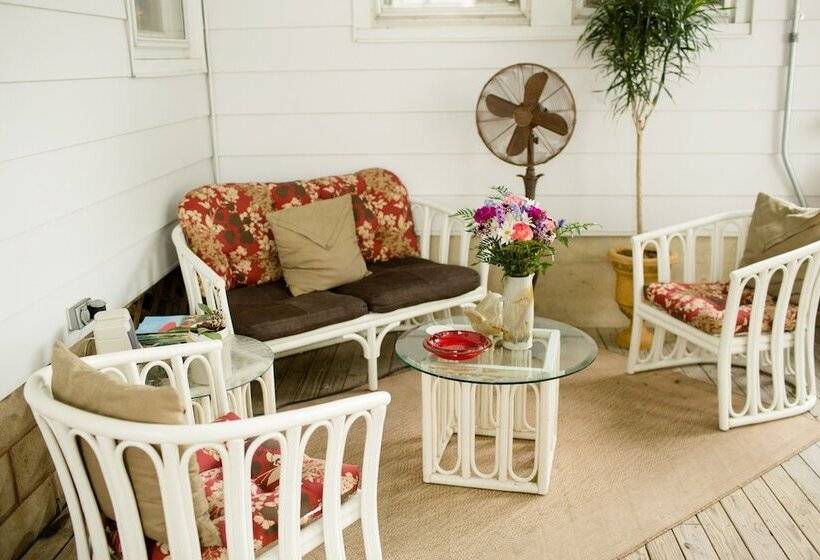 The Hiding Place B&b