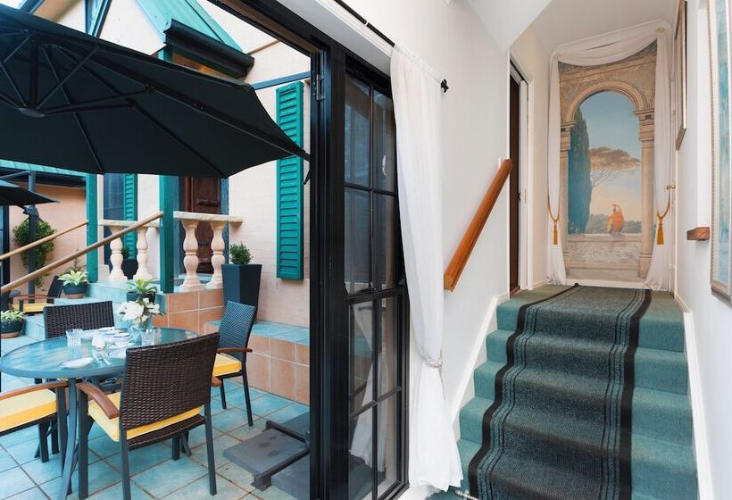 Villa Della Rosa Bed & Breakfast