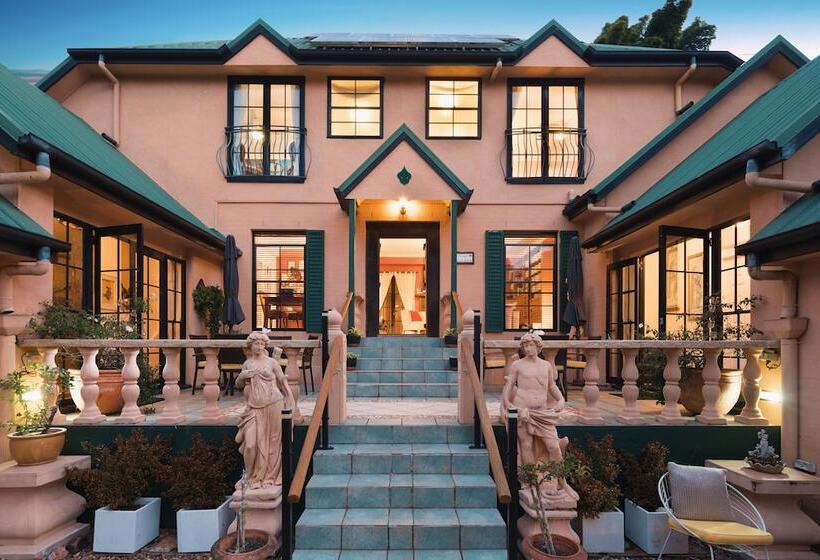 Villa Della Rosa Bed & Breakfast