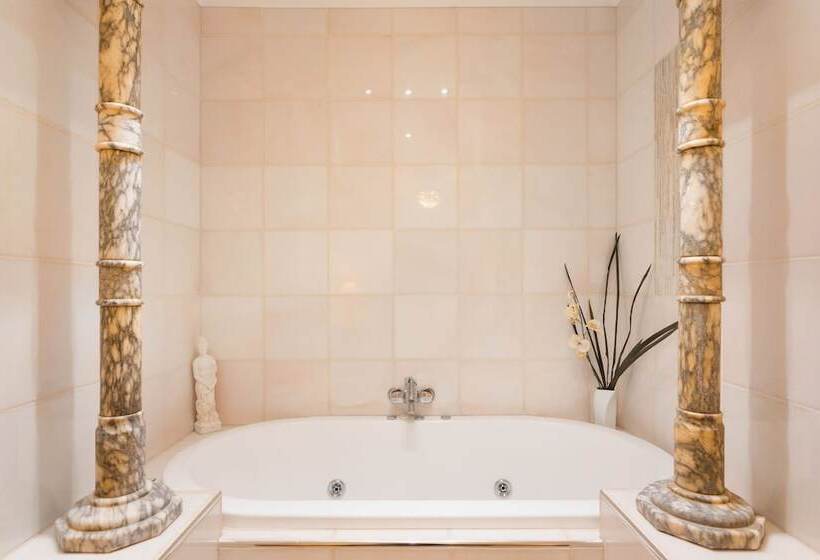 Villa Della Rosa Bed & Breakfast