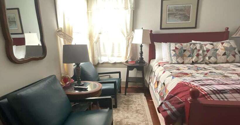 Wayside Inn Bed And Breakfast