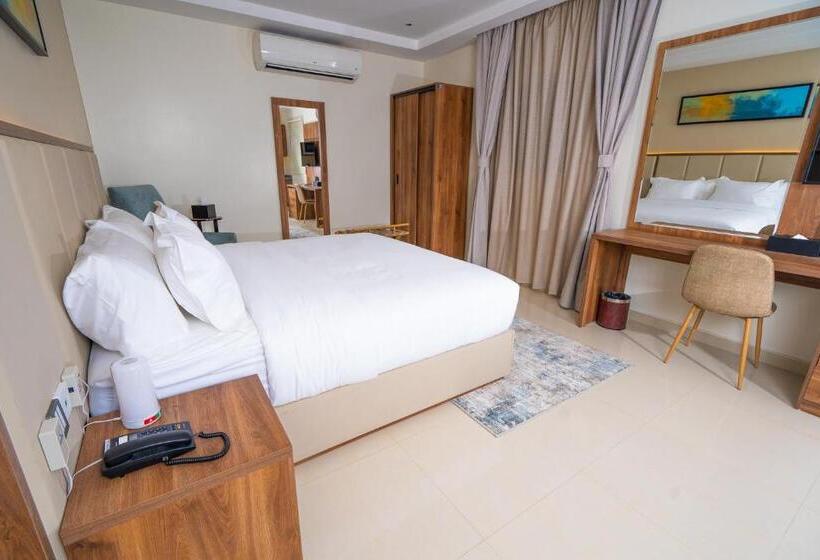 Vivian Park Al Aziziya