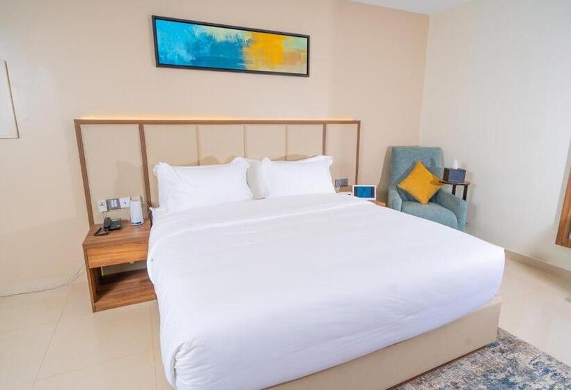 Vivian Park Al Aziziya