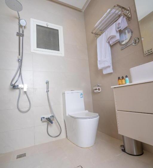 Vivian Park Al Aziziya