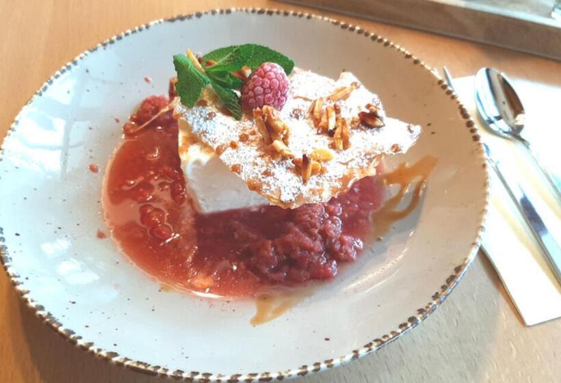 Общежитие Gasthof Hirsch