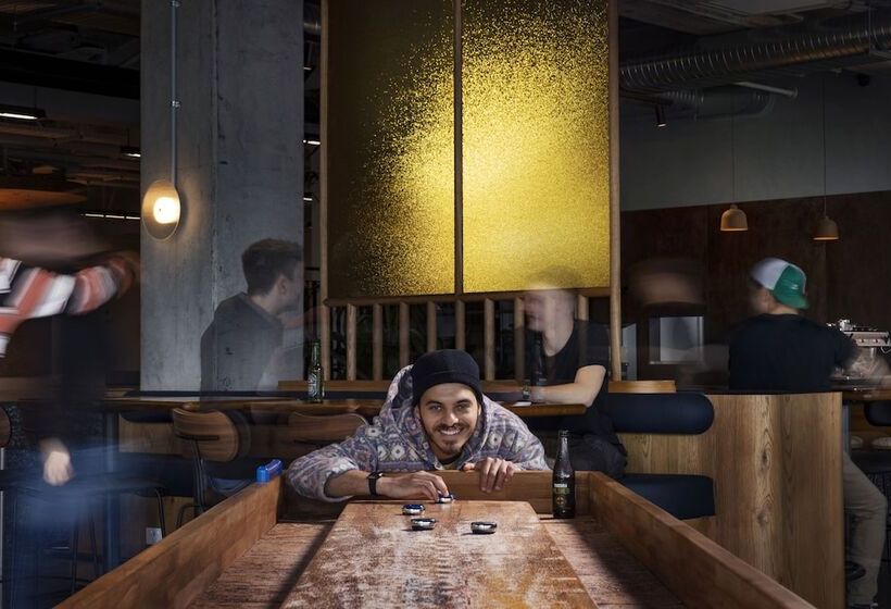 هاستل Lylo Auckland