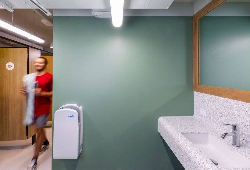 هاستل Lylo Auckland