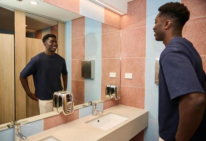 Общежитие The Pacific House