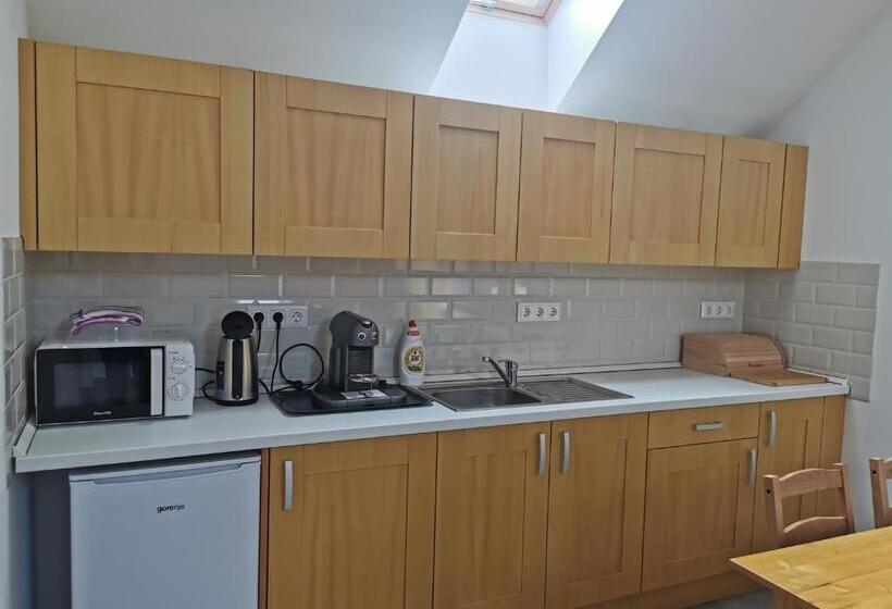 مبيت وإفطار Breier Farm   Tanya Panzió