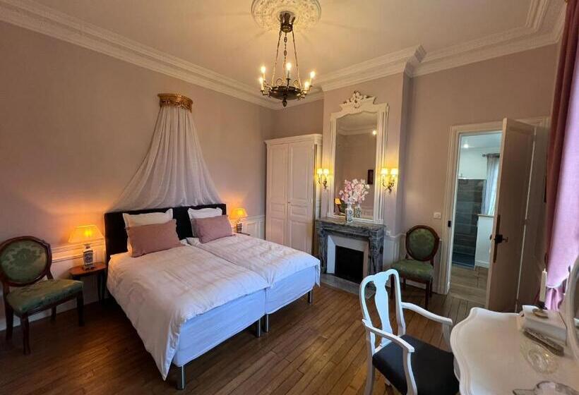 Bed and Breakfast Chateau Du Gue Aux Biches