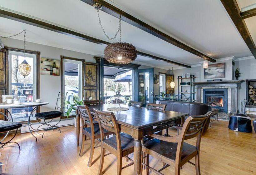 ベッドアンドブレックファースト Gite Le Petit Manoir Vue Sur Rivière St Maurice