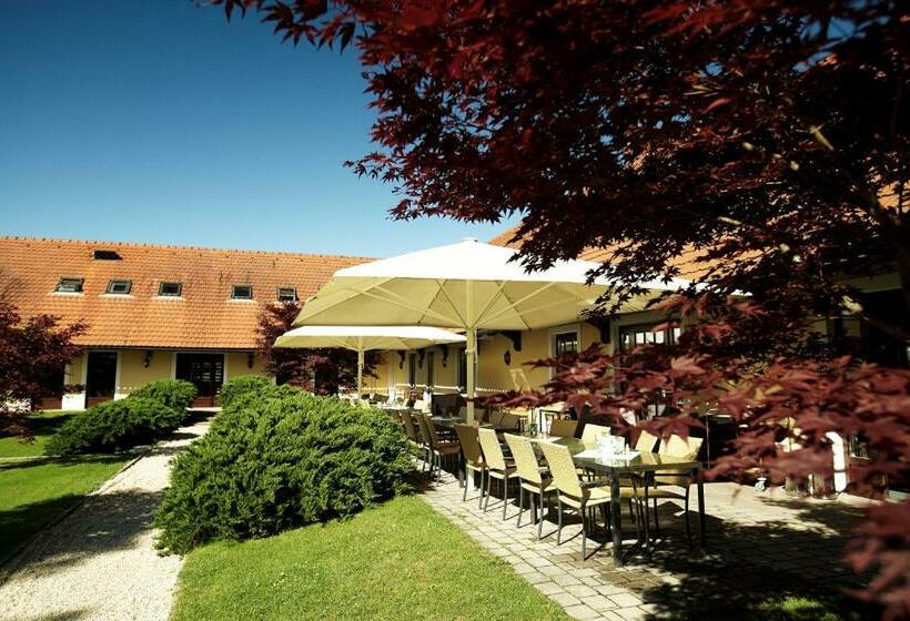 צימר Gästehaus Golf Club Gut Murstätten