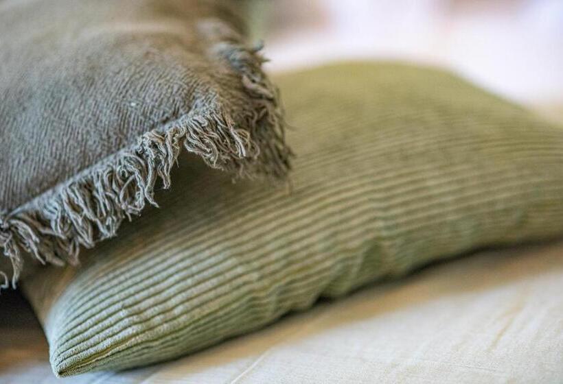 צימר La Bastide Du Mûrier