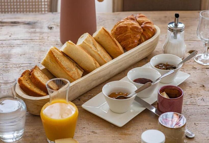 צימר La Bastide Du Mûrier