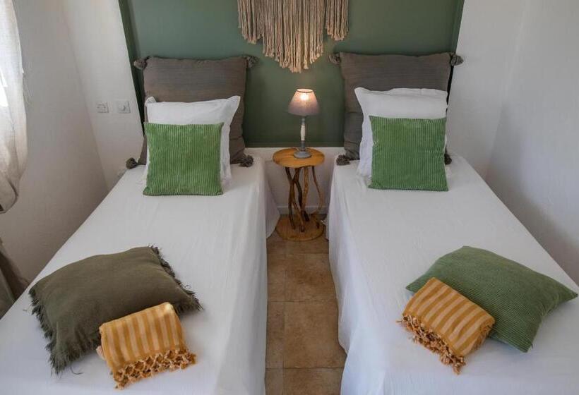 צימר La Bastide Du Mûrier