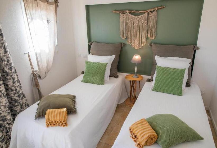 צימר La Bastide Du Mûrier