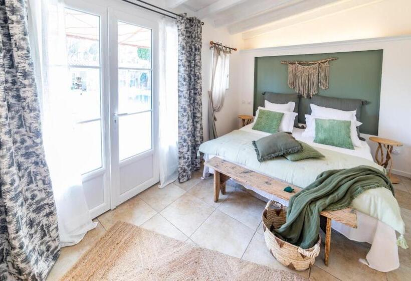 צימר La Bastide Du Mûrier