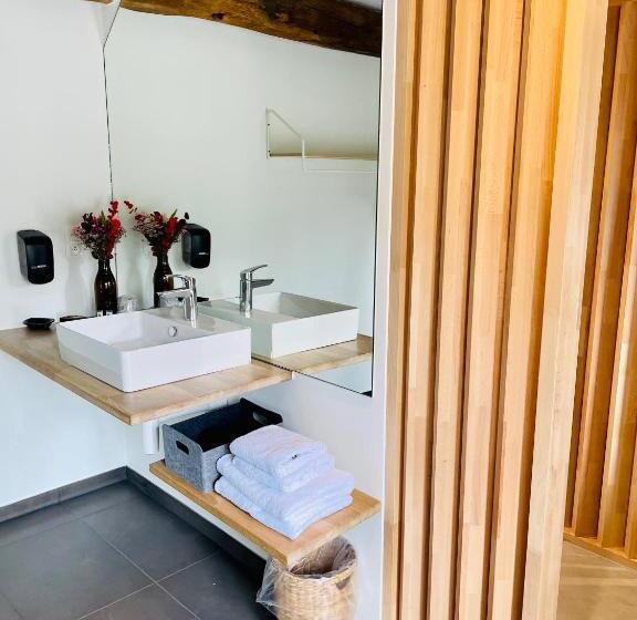 ベッドアンドブレックファースト La Bel échappée