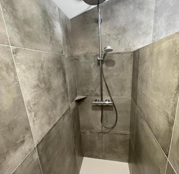 Bed and Breakfast La Parenthèse Du Var   Chambre D Hôtes Petits Déjeuners Inclus Et Terrasse Ombragée