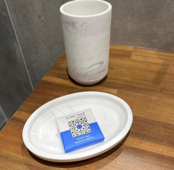 Bed and Breakfast La Parenthèse Du Var   Chambre D Hôtes Petits Déjeuners Inclus Et Terrasse Ombragée