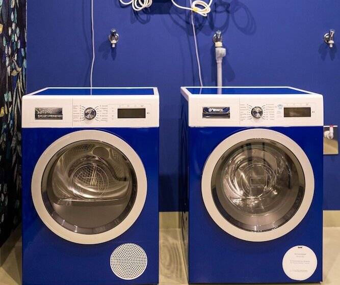 Black F Tower   Serviced Apartments