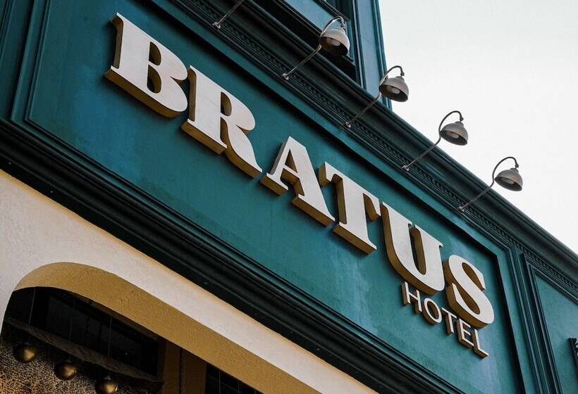 هتل Bratus