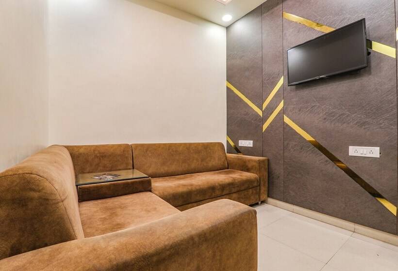 Fabhotel Ashiyana Residency