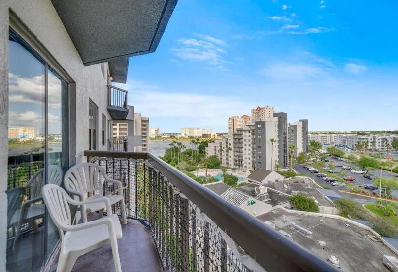 Fabulous Resort Condo With Heated Pool!