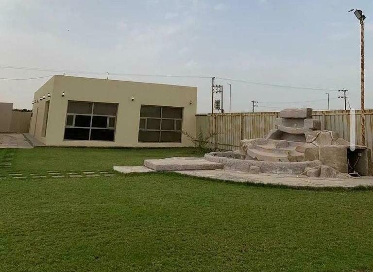 Отель استراحة مزرعة الوليد