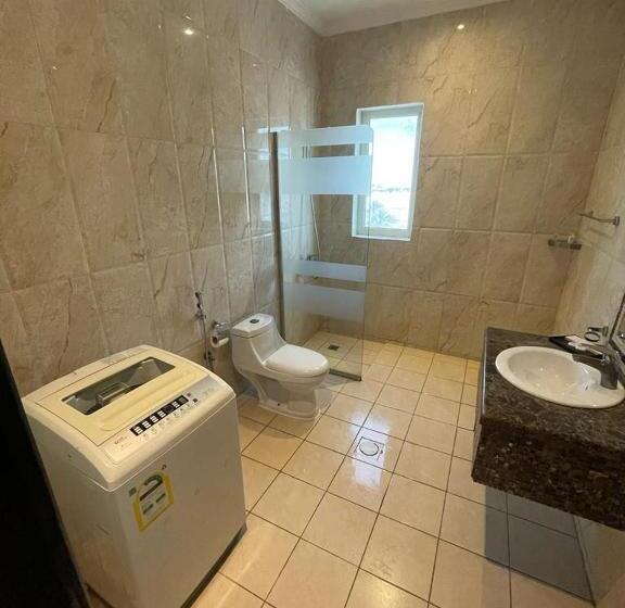 בית מלון כפרי تـالـيـن الـهـفـوف