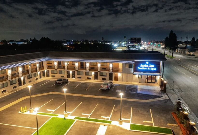 ホテル Aspire Inn Studios & Spas